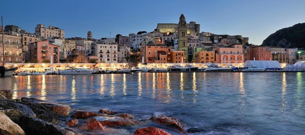 Oltre Il Mare Guest House Γκαέτα Εξωτερικό φωτογραφία
