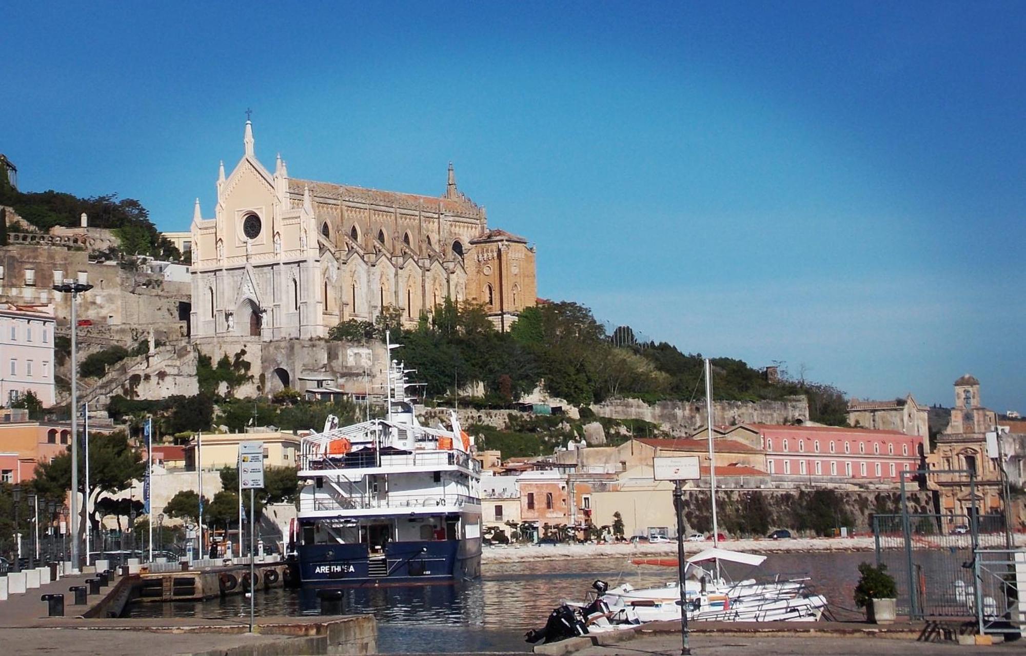Oltre Il Mare Guest House Γκαέτα Εξωτερικό φωτογραφία