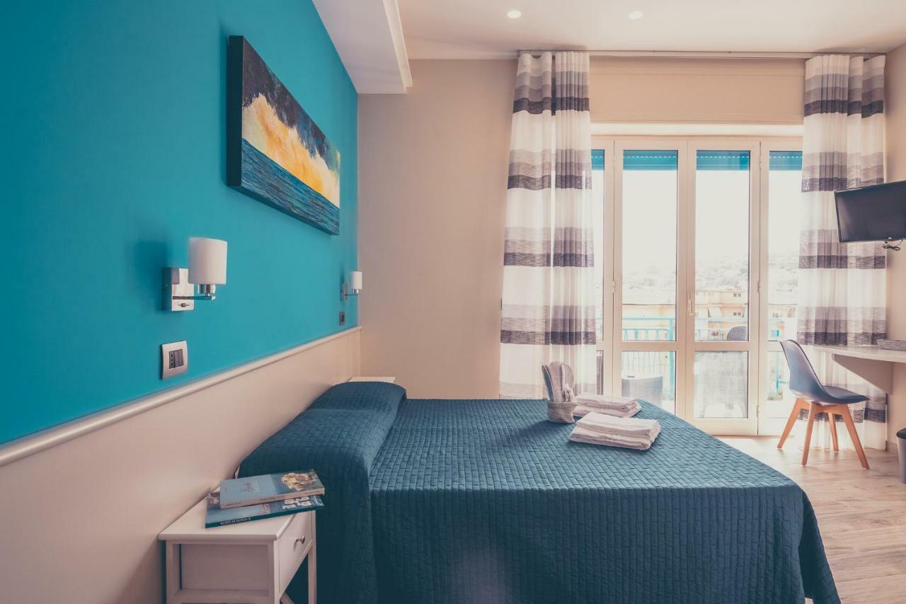 Oltre Il Mare Guest House Γκαέτα Εξωτερικό φωτογραφία